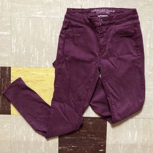 AEO High-Waisted Maroon Jeggings